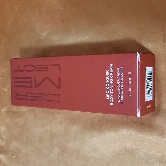 Dermelect Other - NIB Dermelect Lipo-Conquer Body Toning Cream